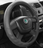 Чехол на руль черный с перфорированными вставками, кожа B136 M BK